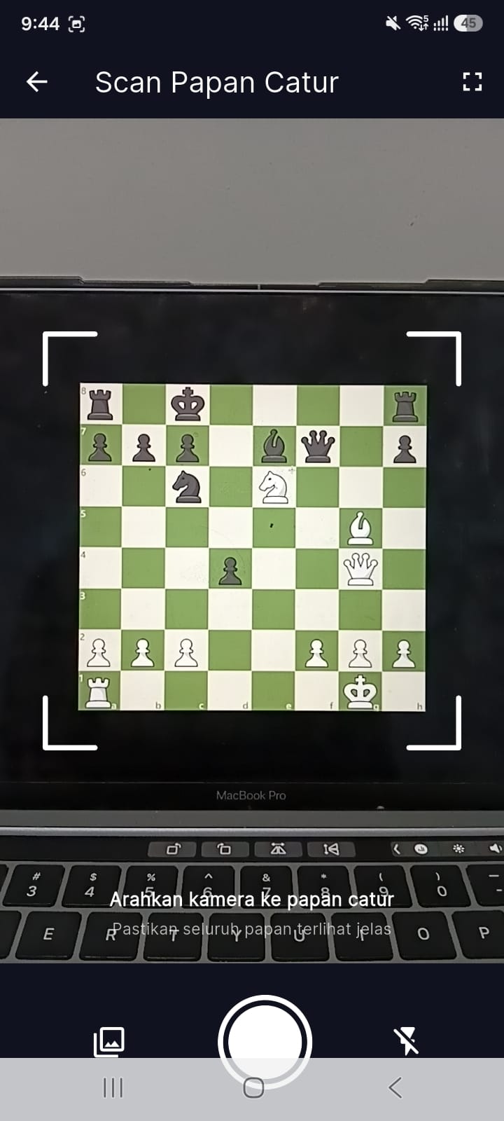 Tangkapan layar Chess Analysis 2